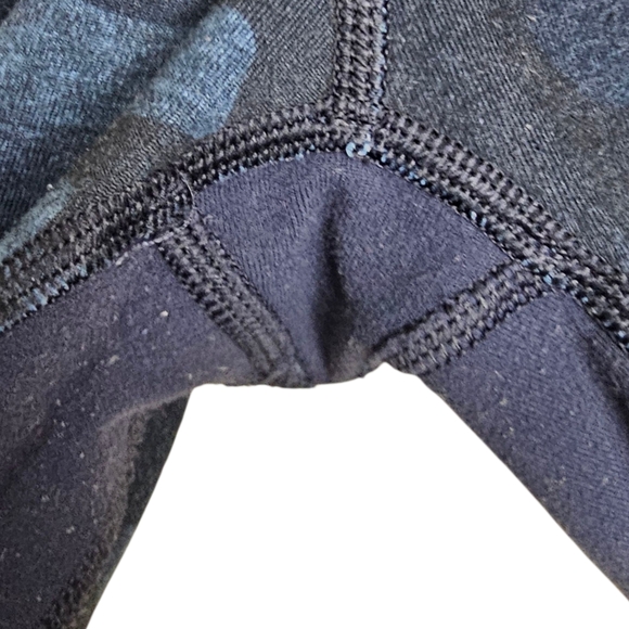 Lululemon Wunder Under Crop Leggings Lotus Blue Camo & Mesh Panels Size 6 - Picture 3 of 5